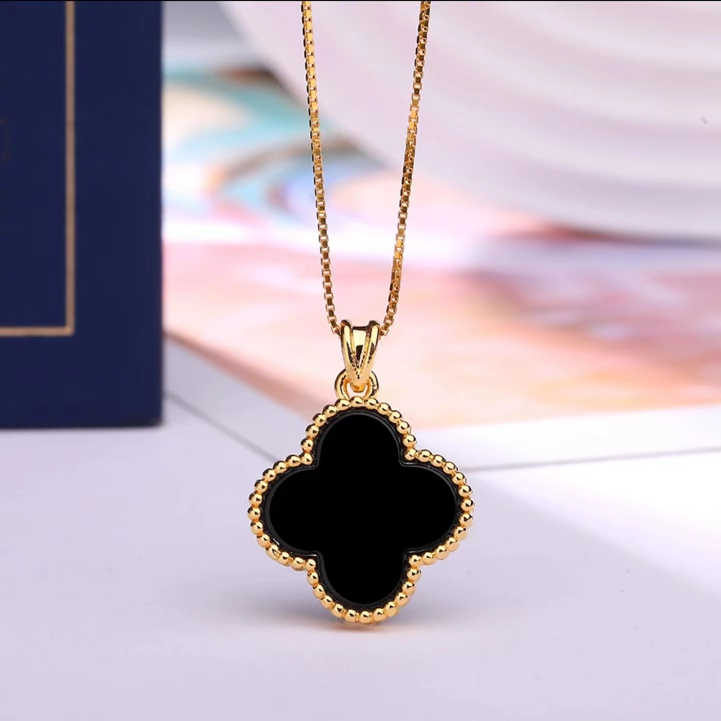 18K Gold Natural Black Agate Pendant GP004